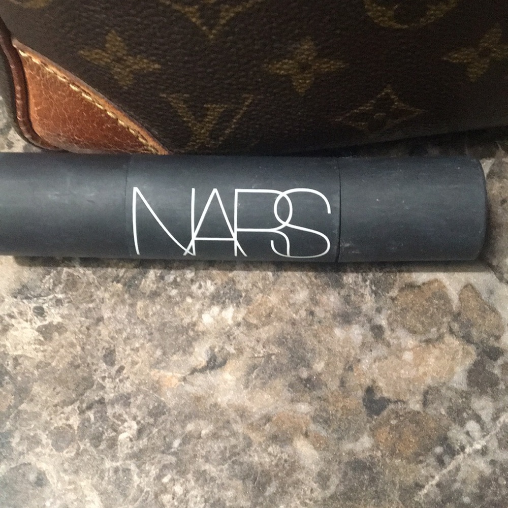 NARS velvet matte foundation stick